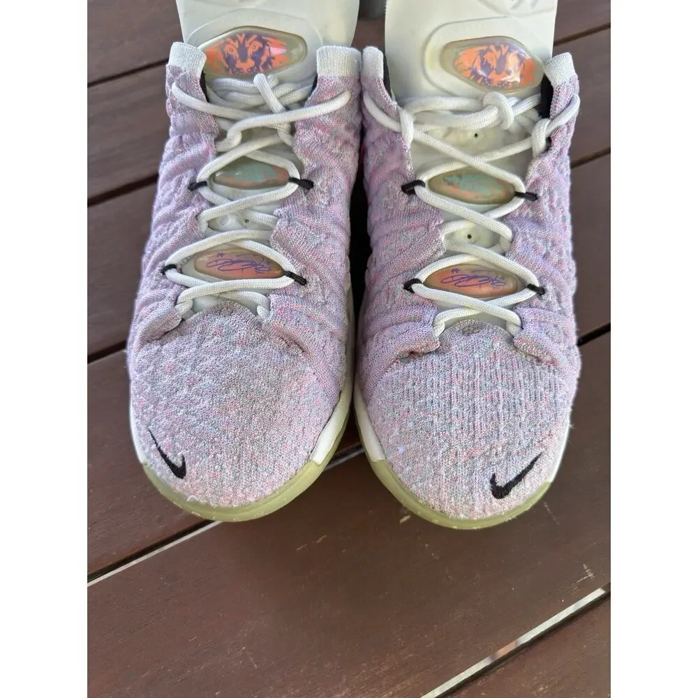 Nike LeBron 18 Boys Basketball Sneakers Athletic Shoes Purple White Black 6Y